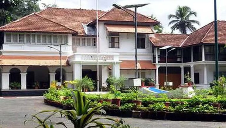 ക്ലിഫ് ഹൗസിന് വീണ്ടും ബോംബ് ഭീഷണി