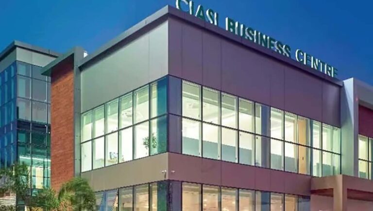 സിയാല്‍ എയ്‌റോപാര്‍ക്ക് പദ്ധതിയുടെ ഒന്നാംഘട്ടം മുഖ്യമന്ത്രി പിണറായി വിജയന്‍ ഇന്ന് നാടിന് സമര്‍പ്പിക്കും