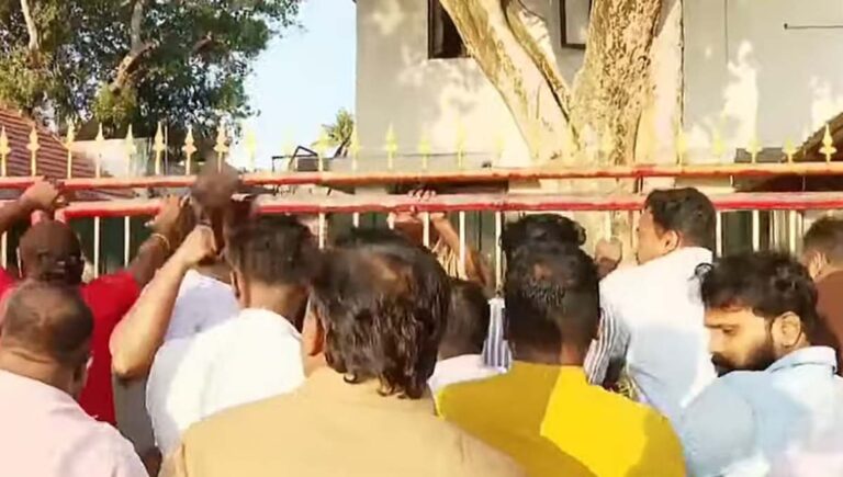 വണ്ടാനം മെഡിക്കല്‍ കോളജിലെ ശസ്ത്രക്രിയ പിഴവ്; ആരോഗ്യമന്ത്രിയുടെ വസതിയിലേക്ക് യൂത്ത് കോണ്‍ഗ്രസ് നടത്തിയ പ്രതിഷേധ മാർച്ചിൽ സംഘര്‍ഷം