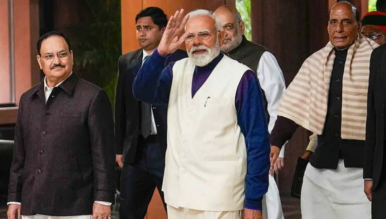 നയപ്രഖ്യാപനത്തിന്മേലുള്ള നന്ദി പ്രമേയം പ്രധാനമന്ത്രിയുടെ മറുപടി ഇല്ലാതെ ലോക്‌സഭ പാസ്സാക്കി