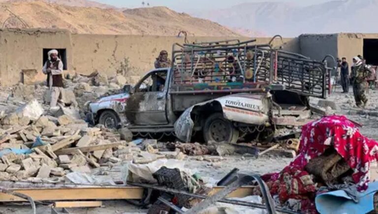 അഫ്ഗാന്‍ അതിര്‍ത്തിയില്‍ വീണ്ടും പാകിസ്ഥാന്‍ വ്യോമാക്രമണം