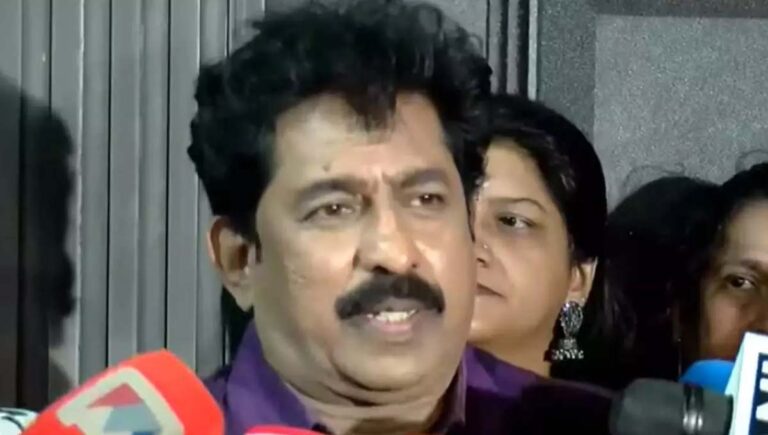 പുതുയുഗയാത്രയിലേക്ക് ക്ഷണമുണ്ട്; പങ്കെടുക്കില്ല : പ്രേം കുമാർ