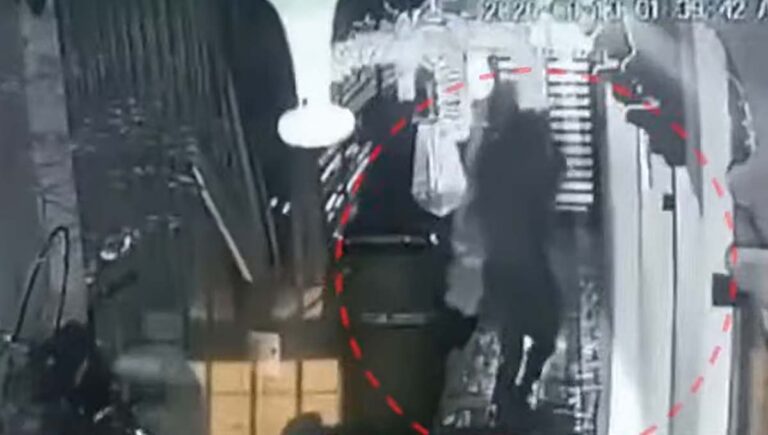 തിരുവനന്തപുരത്തെ ചാലയിലെ ഹോട്ടലില്‍ നിന്നും ഗ്യാസ് സിലിണ്ടര്‍ മോഷണം പോയതായി പരാതി