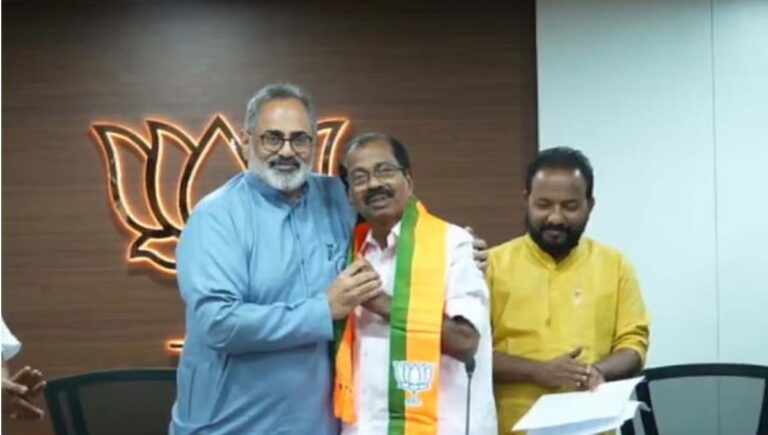 കെപിസിസി സെക്രട്ടറി തൊടിയൂര്‍ രാമചന്ദ്രന്‍ ബിജെപിയില്‍