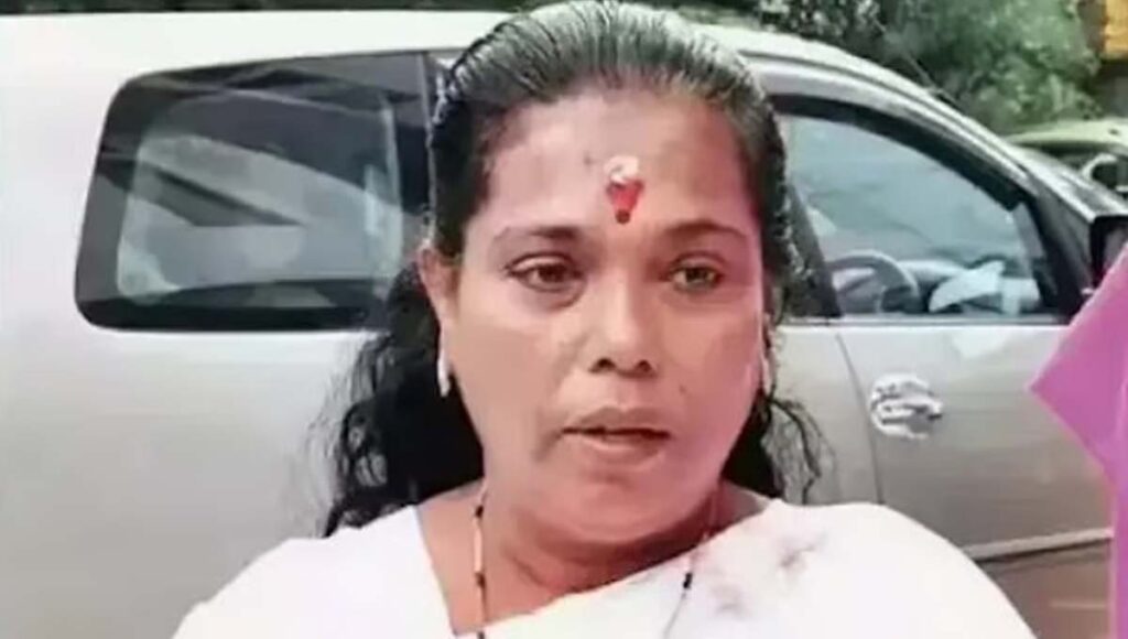 പെരുമ്പാവൂരില്‍ കൊല്ലപ്പെട്ട നിയമവിദ്യാര്‍ഥിനിയുടെ അമ്മ അന്തരിച്ചു