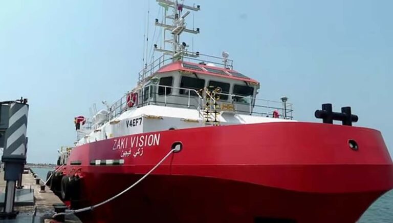 പശ്ചിമേഷ്യന്‍ സംഘര്‍ഷം : സൗദിക്കു പോകുന്ന കപ്പല്‍ കൊല്ലത്ത് നങ്കൂരമിട്ടു