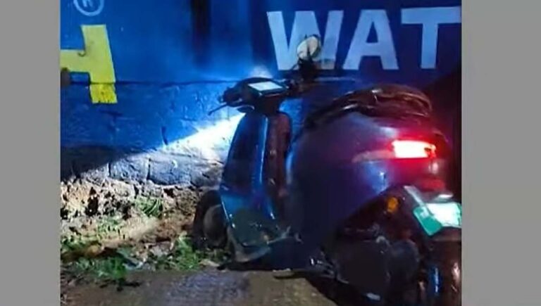 കോഴിക്കോട് വാഹനാപകടത്തില്‍ മൂന്ന് എംബിബിഎസ് വിദ്യാര്‍ത്ഥികള്‍ മരിച്ചു