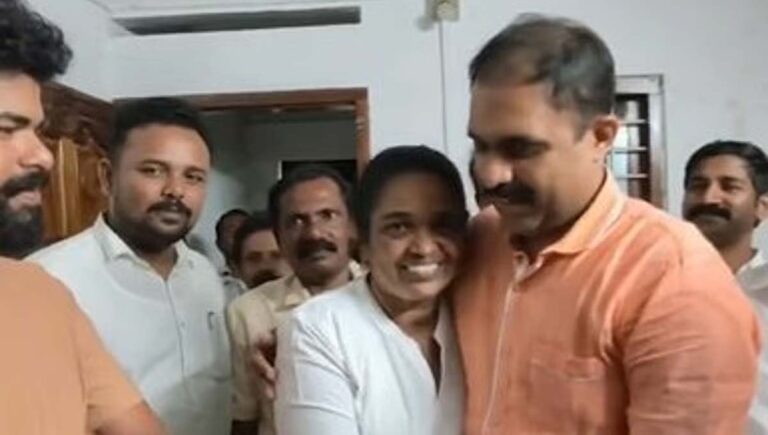 അബിന്‍ വര്‍ക്കിക്ക് കെട്ടിവയ്ക്കാനുള്ള തുക കൈമാറി ഉഷ