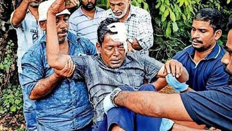 കളമശ്ശേരി ​മെഡിക്കൽ കോളജ് ആശുപത്രിയിൽ ​ചികിത്സ വീഴ്ച; ഡിസ്ചാർജ് ആയ രോ​ഗി റോഡരികിൽ കുഴഞ്ഞു വീണു