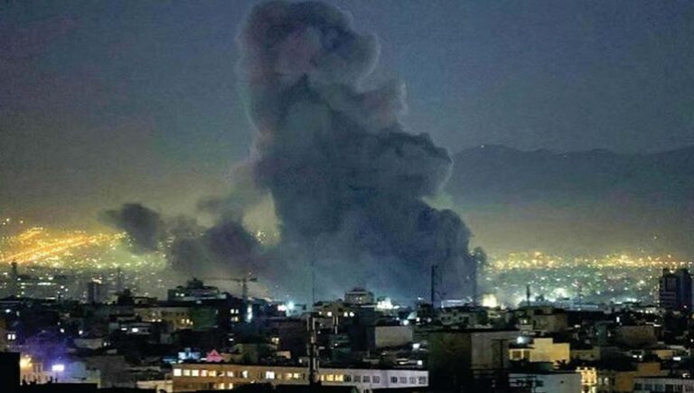 ബഹ്റൈൻ തലസ്ഥാനമായ മനാമയിൽ ഇറാൻ മിസൈൽ ആക്രമണം; ഒരു സ്ത്രീ കൊല്ലപ്പെട്ടു, 8 പേർക്ക് പരുക്ക്