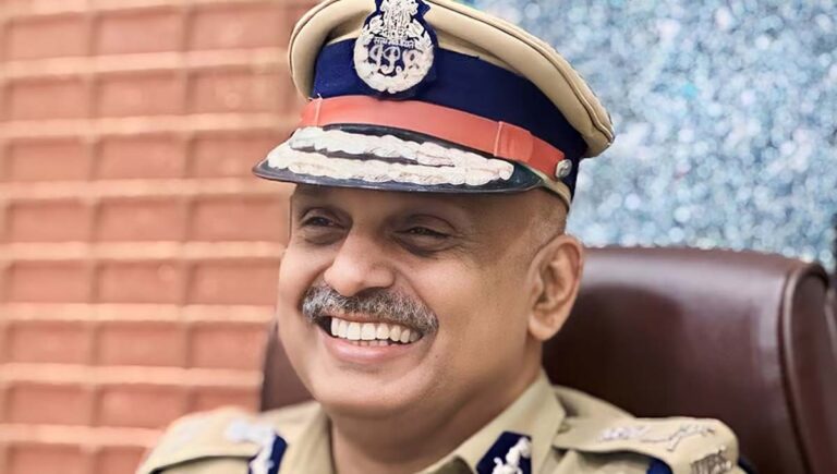 അനുമതിയില്ലാതെ വിദേശയാത്ര; എഡിജിപി എസ് ശ്രീജിത്തിനെതിരേ അന്വേഷണത്തിന് ഹൈക്കോടതി ഉത്തരവ്