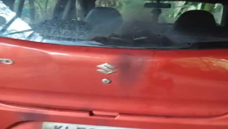 പയ്യന്നൂരില്‍ വീണ്ടും വി കുഞ്ഞികൃഷ്ണനെ അനുകൂലിക്കുന്നയാളുടെ കാര്‍ കത്തിക്കാന്‍ ശ്രമം