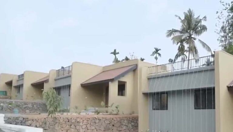 വയനാട് ഉരുള്‍പൊട്ടല്‍ ദുരന്തബാധിതര്‍ക്ക് ലീഗ് നിര്‍മ്മിച്ച 51 വീടുകളുടെ ഗൃഹപ്രവേശന ചടങ്ങ് നടന്നു