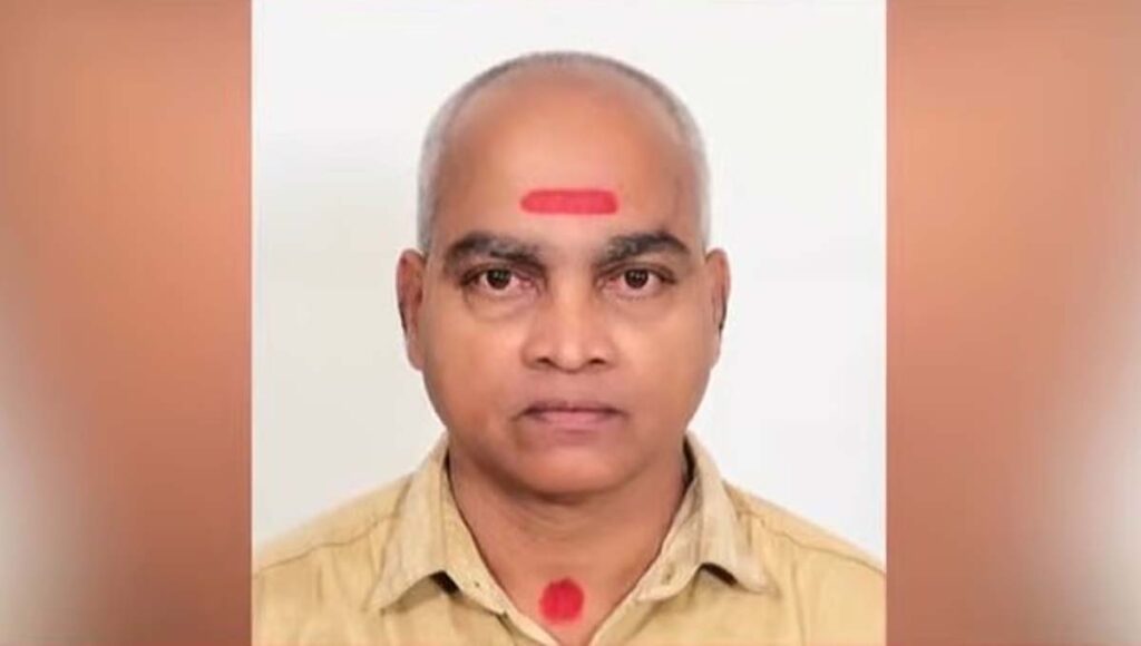 താമരശ്ശേരിയില്‍ ഓട്ടോ ഡ്രൈവര്‍ പഞ്ചായത്തിന്റെ ഗോവണിപ്പടിയില്‍ തൂങ്ങിമരിച്ചു