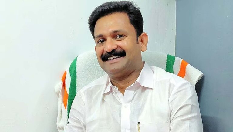 മുഖ്യമന്ത്രി വി ഡി സതീശനെ പരോക്ഷമായി ട്രോളി ജിന്റോ ജോണ്‍