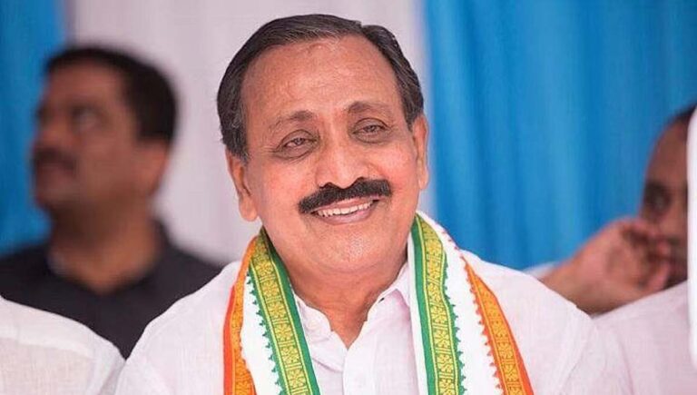കെസി ആക്രമിച്ചവര്‍ ആത്മസംതൃപ്തി നേടട്ടെ; പാര്‍ട്ടി ഗൗരവമായി അന്വേഷിക്കണം : എംകെ രാഘവന്‍ എംപി