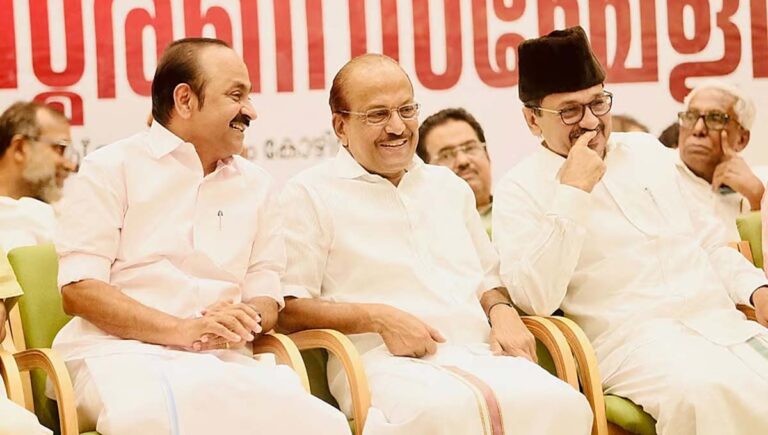 സതീശനെ സ്വാഗതം ചെയ്ത് മുസ്‌ലിം ലീഗ്; ലക്ഷ്യം ‘ടീം യുഡിഎഫ്’ ഭരണമെന്ന് സാദിഖ് അലി ശിഹാബ് തങ്ങൾ
