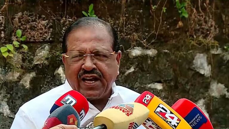 മുഖ്യമന്ത്രി കസേരയെ ചൊല്ലി തെരുവില്‍ നടക്കുന്ന പ്രതിഷേധം പ്രവര്‍ത്തകര്‍ അവസാനിപ്പിക്കണം : രാജ്‌മോഹന്‍ ഉണ്ണിത്താന്‍