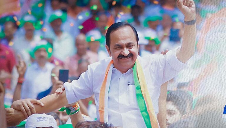 മന്ത്രിസഭാ രൂപീകരണ ചര്‍ച്ചകള്‍ക്ക് അന്തിമ ധാരണ; നിയുക്ത മുഖ്യമന്ത്രി വിഡി സതീശന്‍ മന്ത്രിമാരുടെ പട്ടിക ഗവര്‍ണര്‍ക്ക് കൈമാറി