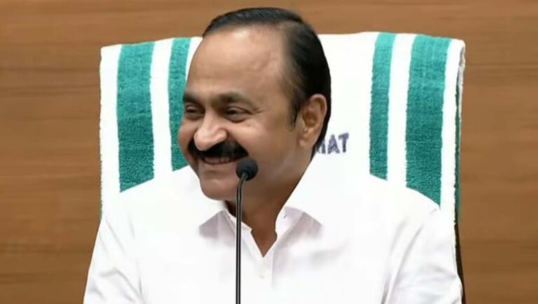 മോദി വിഡി ഇഡി ഡീലാണ് റെയ്‌ഡെന്ന ആരോപണത്തെ പരിഹസിച്ച് മുഖ്യമന്ത്രി