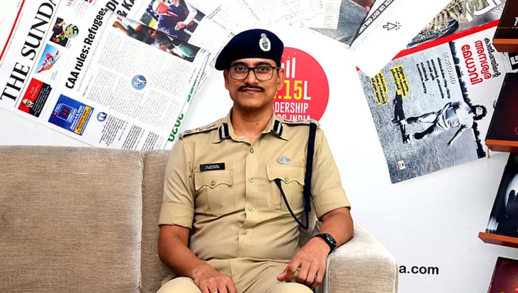 ഐപിഎസ് തലപ്പത്ത് വീണ്ടും അഴിച്ചുപണി