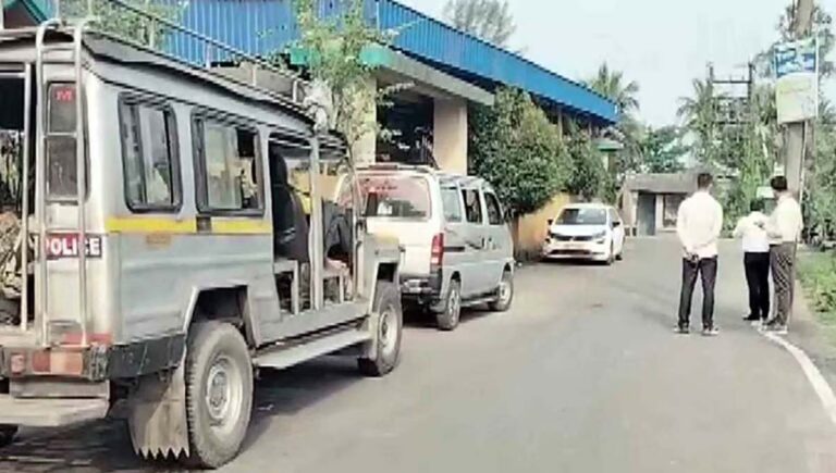 മമത പക്ഷം നേതാക്കളെ വിടാതെ കേന്ദ്ര ഏജന്‍സികള്‍; ഷൗക്കത്ത് മൊല്ലയുടെ വീട്ടില്‍ എന്‍ഐഎ റെയ്ഡ്