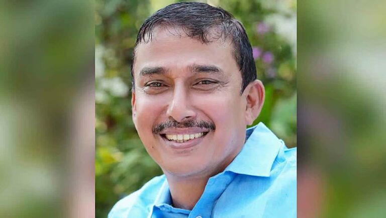 ചന്ദ്രൻ തില്ലങ്കേരി മന്ത്രി സണ്ണി ജോസഫിൻ്റെ സ്പെഷ്യൽ പ്രൈവറ്റ് സെക്രട്ടറി
