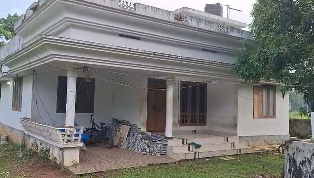 ചാലക്കുടിയിൽ ഇതര സംസ്ഥാനക്കാരായ ദമ്പതികൾ മരിച്ച നിലയിൽ