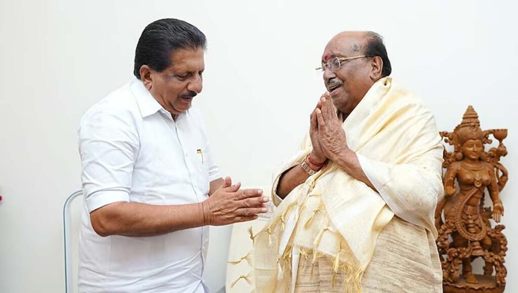 വെള്ളാപ്പള്ളി നടേശനെ വീട്ടിലെത്തി കണ്ട് മോന്‍സ് ജോസഫ്