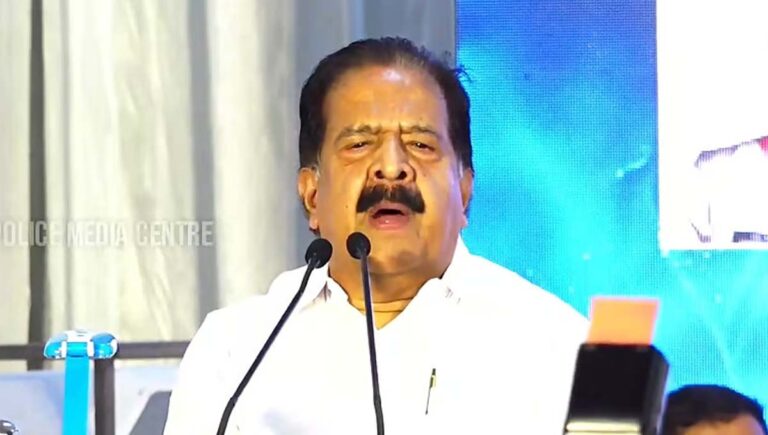 സംസ്ഥാനത്ത് നിന്ന് ലഹരി ശൃംഖലയെ തുരുത്തും : ആഭ്യന്തരമന്ത്രി രമേശ് ചെന്നിത്തല