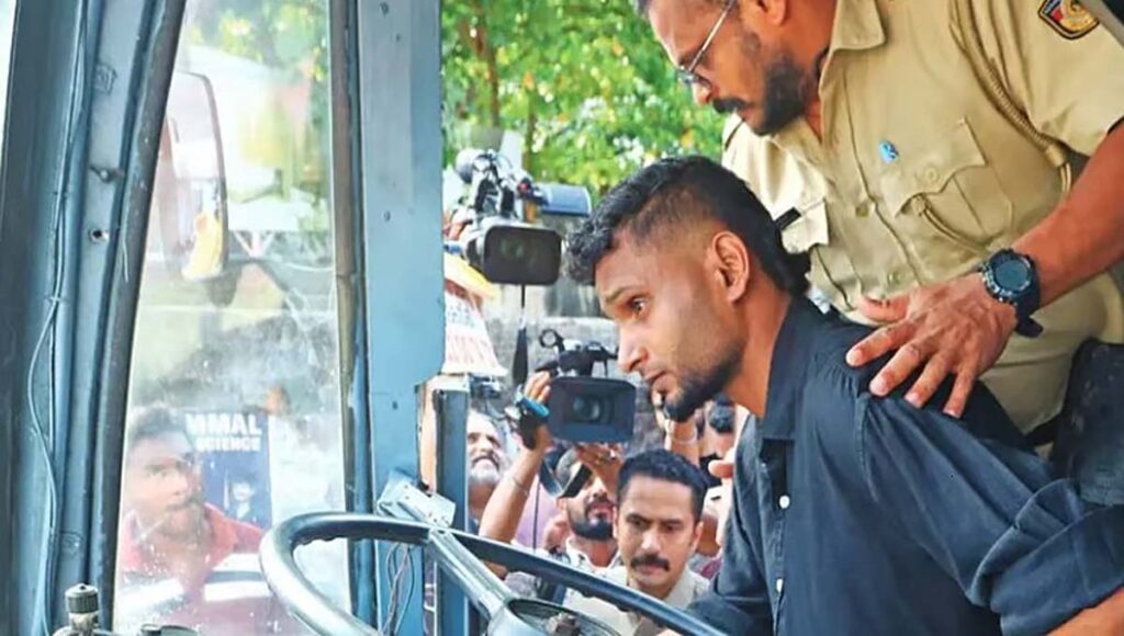 പാലക്കാട് ഡിപ്പോയ്ക്ക് സമീപത്തുനിന്ന് കെഎസ്ആര്‍ടിസി ബസ് കടത്തിക്കൊണ്ടുപോയ യുവാവ് പിടിയില്‍