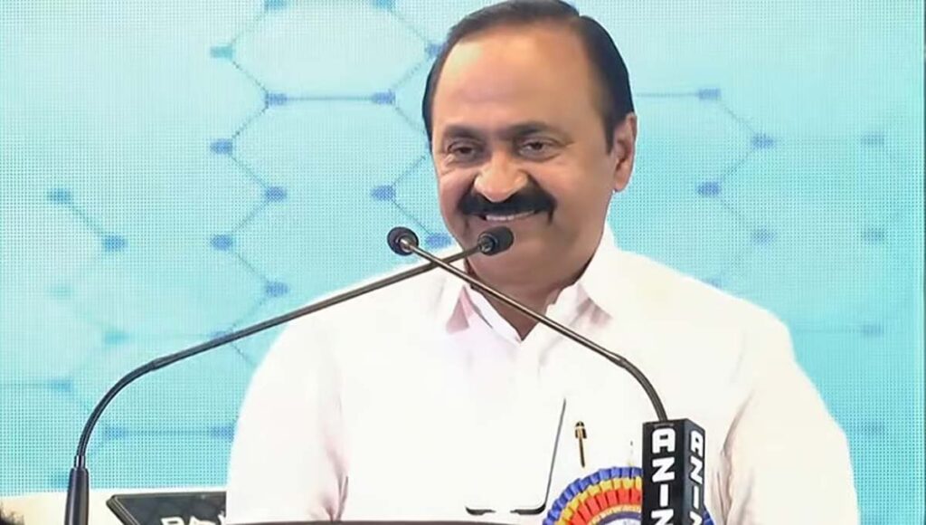 വിദ്യാഭ്യാസത്തിനുള്ള ഡെസ്റ്റിനേഷന്‍ പോയിന്റ് ആക്കി കേരളത്തെ മാറ്റും : മുഖ്യമന്ത്രി
