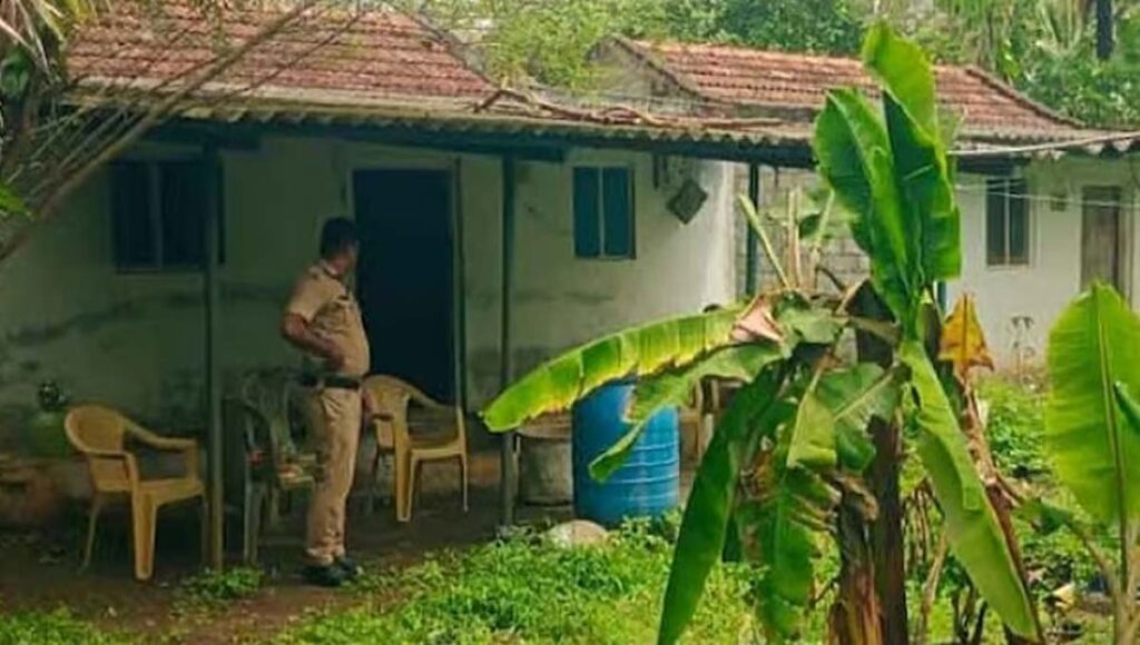 കൊഴിഞ്ഞാമ്പാറയില്‍ കവര്‍ച്ചയ്ക്കിടെ വൃദ്ധയെ കൊന്ന് മൃതദേഹം കത്തിച്ചതായി സംശയം