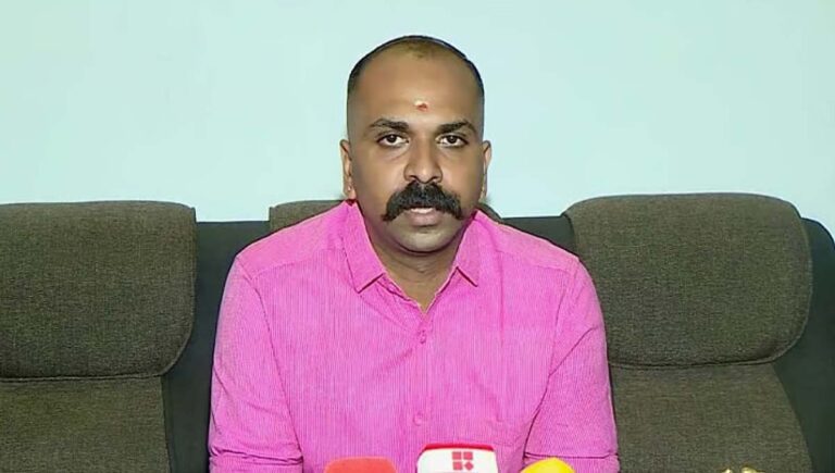 തൃശൂര്‍ ബിജെപി ഓഫിസിലേക്ക് 17 ചാക്കുകളിലായി 25 കോടിയുടെ കള്ളപ്പണം എത്തി : മുന്‍ ഓഫിസ് സെക്രട്ടറി