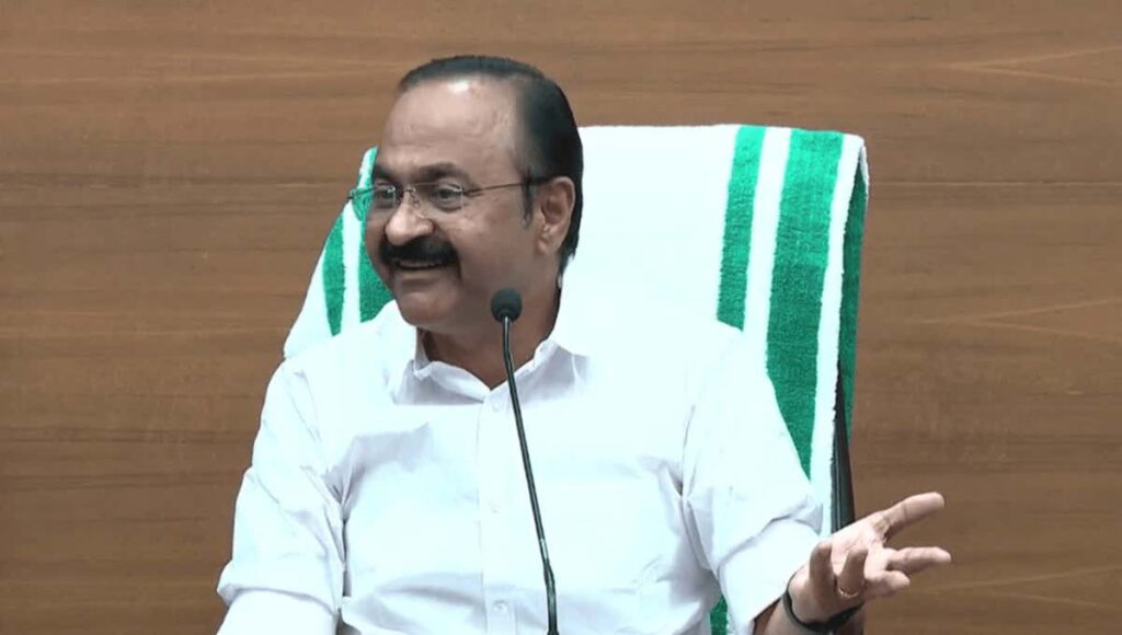 പൊതുജന പരിശോധനക്കായി സർക്കാരിന്റെ നൂറു ദിന കര്‍മപരിപാടിക്ക് ഓപ്പണ്‍ പോര്‍ട്ടല്‍ സജ്ജമാക്കും : മുഖ്യമന്ത്രി